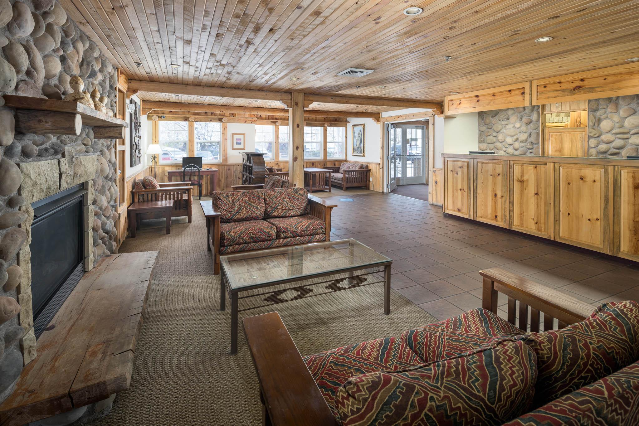 River Canyon Lodge — gallery preview 2